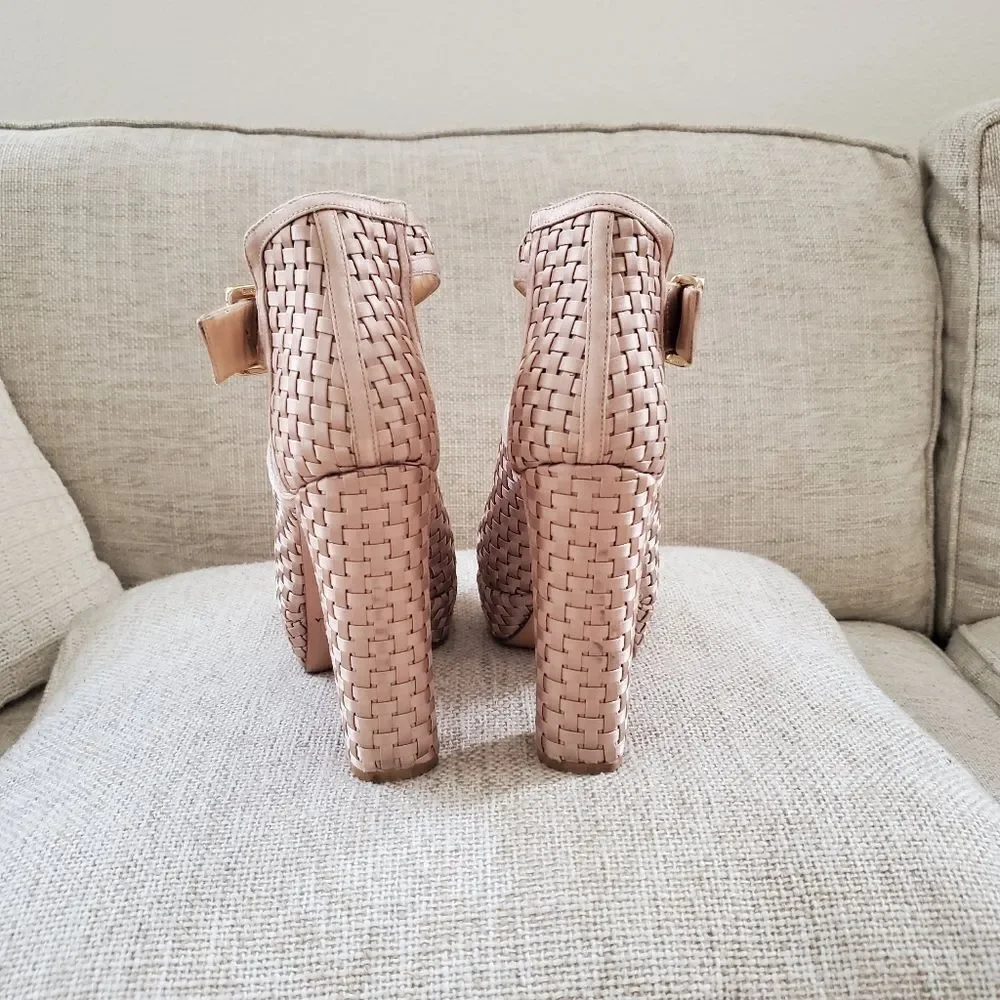 Bionda Castana Cloth Sandals sz 5.5